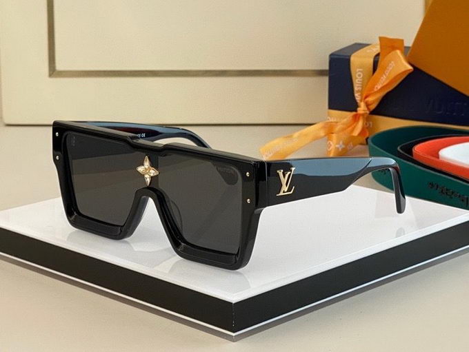 Louis Vuitton Sunglasses ID:20230516-103